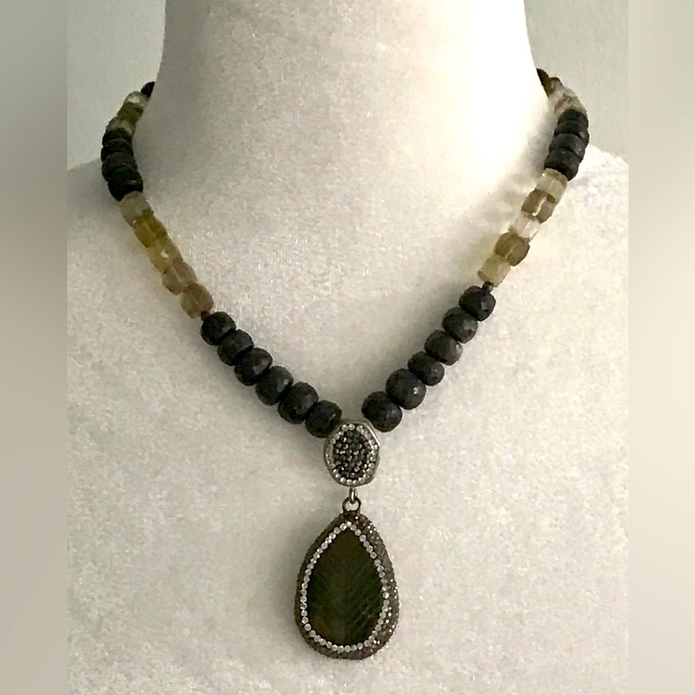Handmade Beaded Necklace with Sparkling Stones